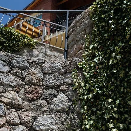 Apartment Forest And Lake Lagadin Exterior photo